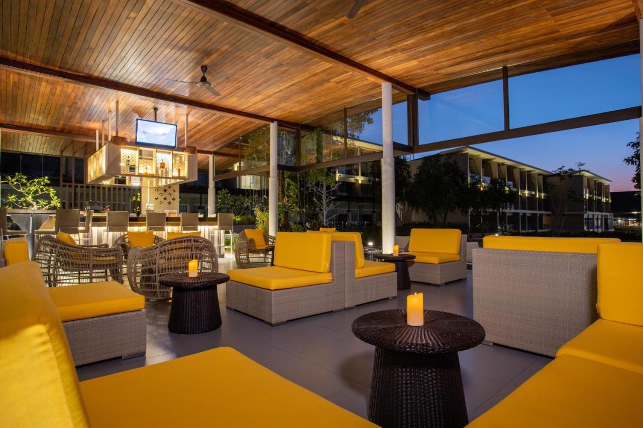The Sands Khao Lak By Katathani - Sha Extra Plus Екстериор снимка The bar at the rooftop lounge