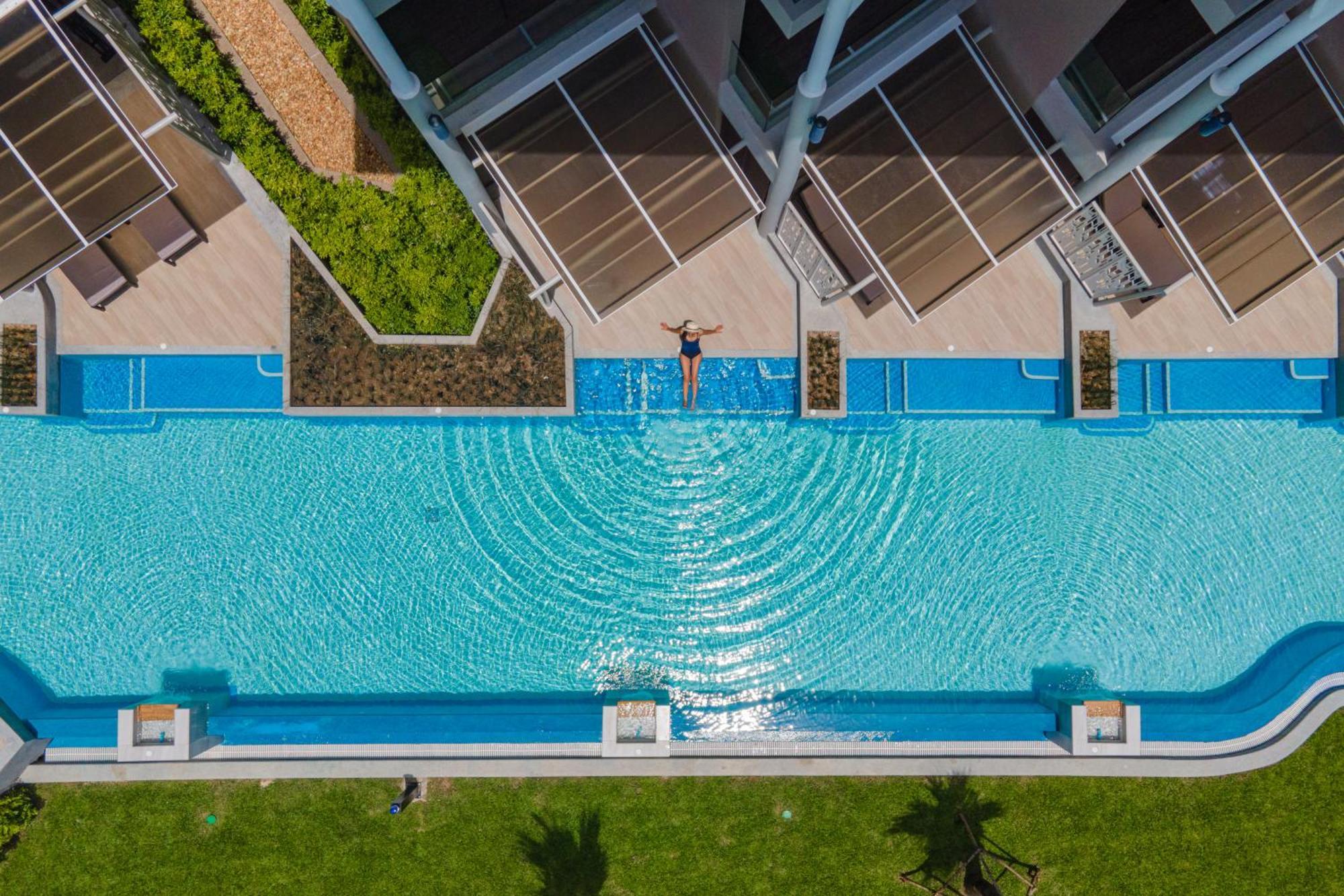 The Sands Khao Lak By Katathani - Sha Extra Plus Екстериор снимка Aerial view of a swimming pool